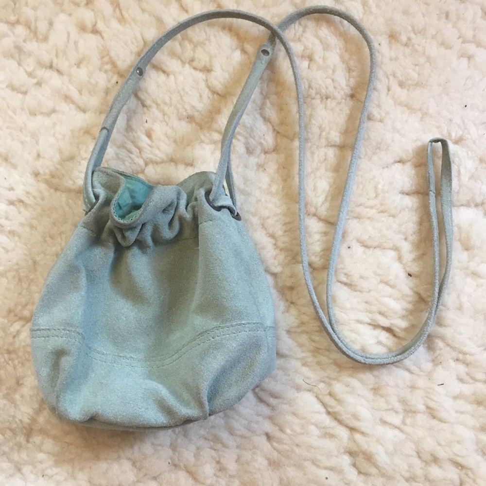 Little draw string crossbody bag